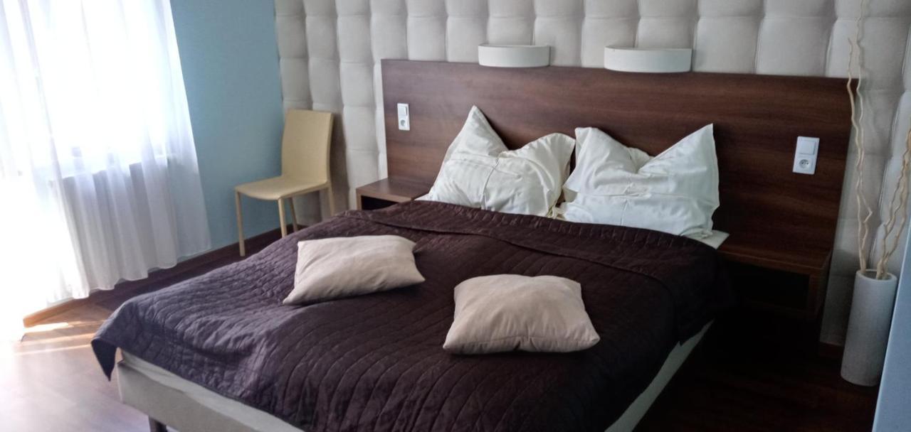 Azzurro Hotell Łukęcin Eksteriør bilde