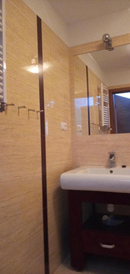 Azzurro Hotell Łukęcin Eksteriør bilde